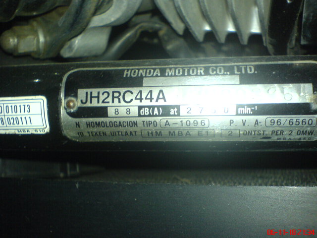 贵阳 27000元出售 03年沙都750cc