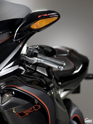 全球限量100台...价值728万台币...MV AGUSTA F4CC