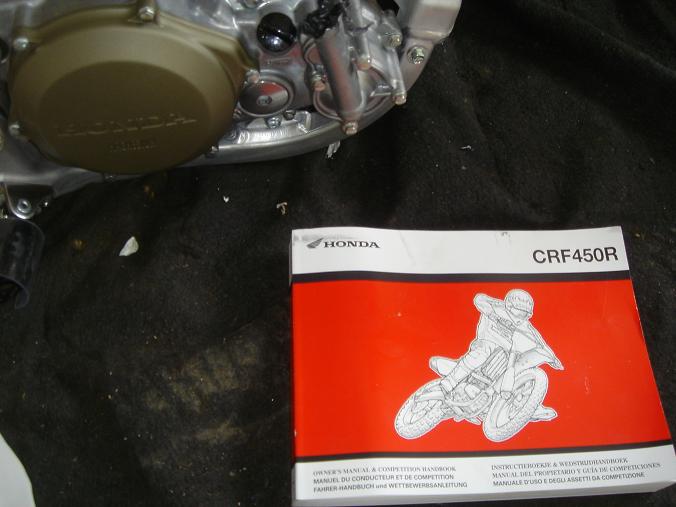 湛江第二台07年CRF450装车过程
