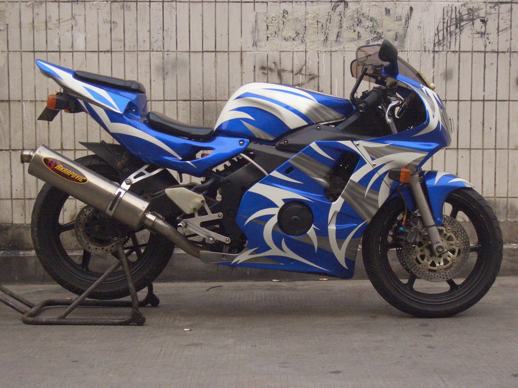 广州出售CBR250RR(8800元)