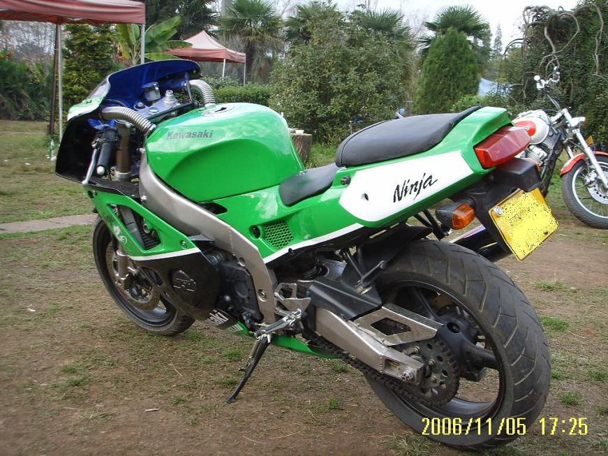 [原创]云南昆明出售一部ZXR400，碟灯，价格14500元。联系电话0871-6507363