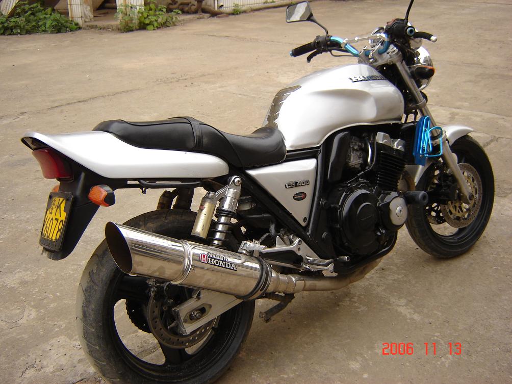 桂林13000元出售95cb400车整有力鸡头没动过　电话3923498