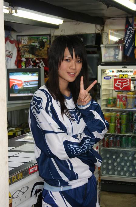 [贴图] 香港的SUPER X 2006 越野赛