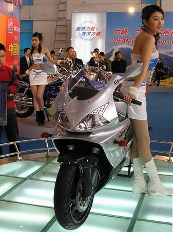 [推荐]国产６００ＣＣ　在玩异国ＭＯＴＯ的同时　不忘支持国货！！！
