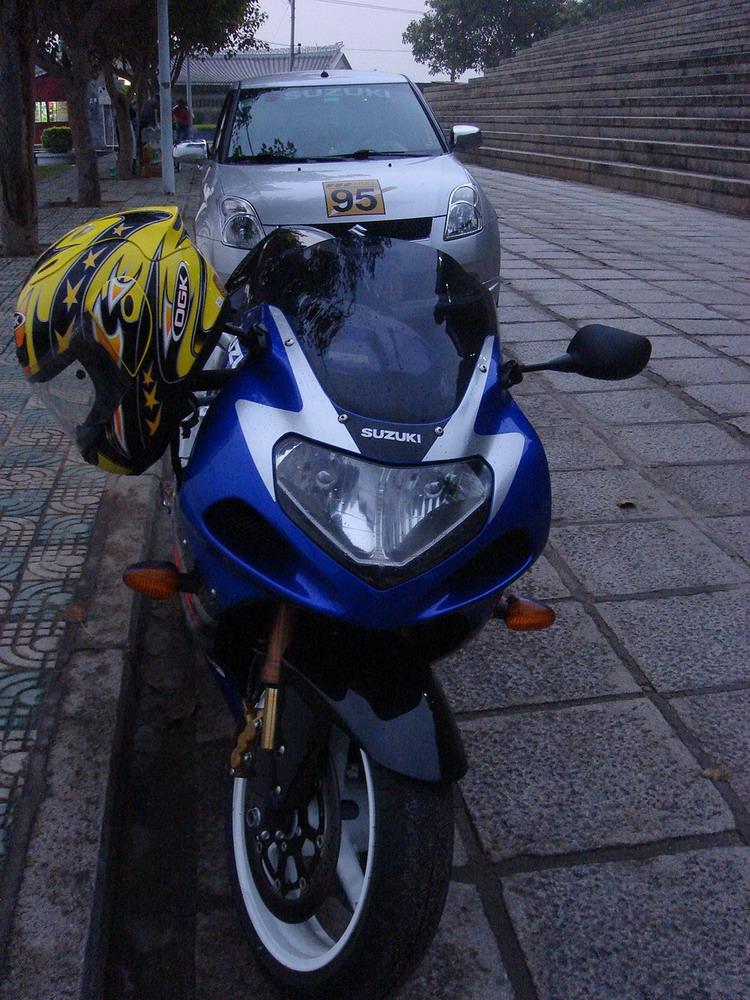 ===福建厦门.46000出售大R1000===