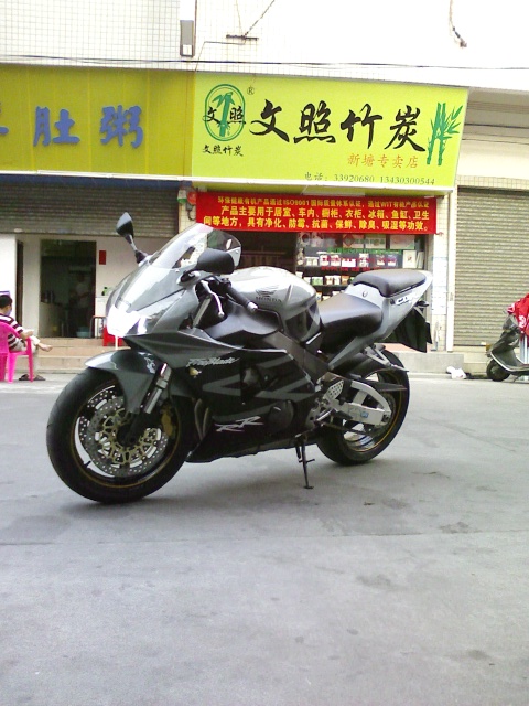 广州5万元出售本田02 CBR954RR