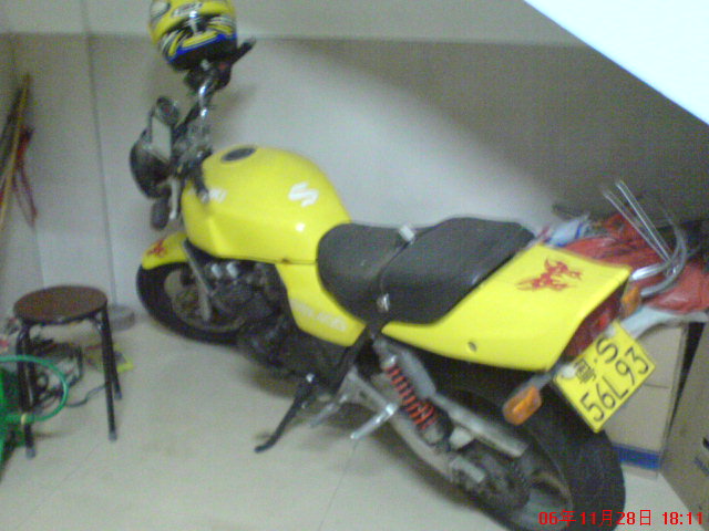 东莞出售ＳＵＺＵＫＩ４００街车和爬鸡