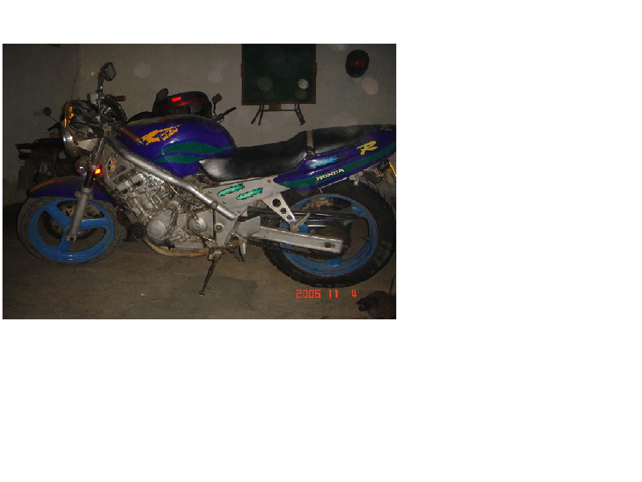 [转帖]谁知道这是HONDA什么车？