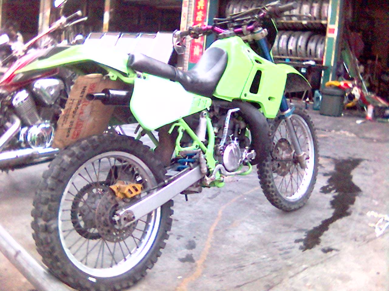 [广东深圳市宝安区出售8000元川崎ＫＤＸ２００越野车～可小刀～