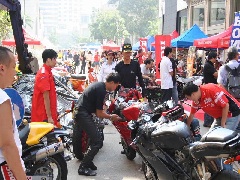 第一屆香港摩托車展 Cam Show