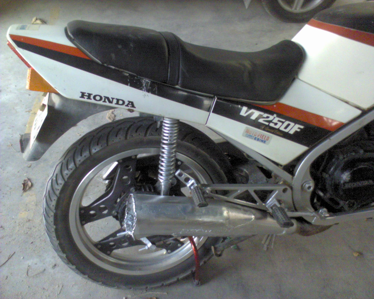 广州卖本田VT250街跑，2500元