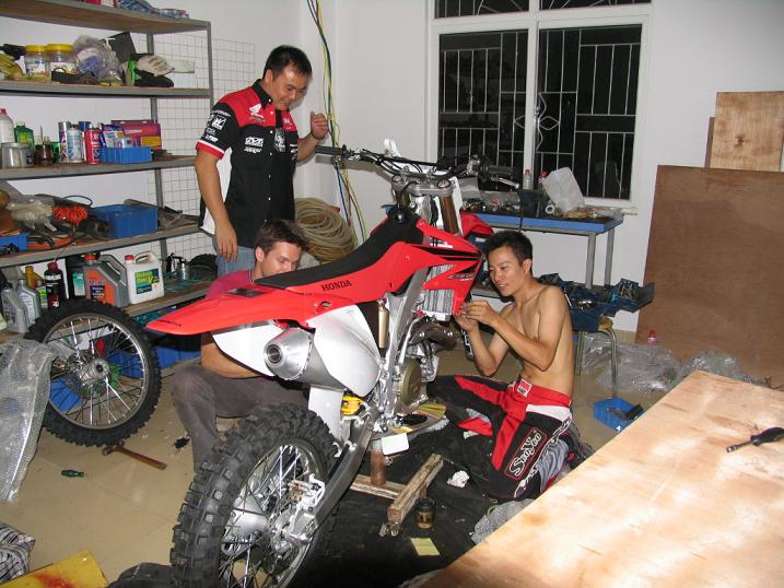 [湛江]国内最新的07年CRF450
