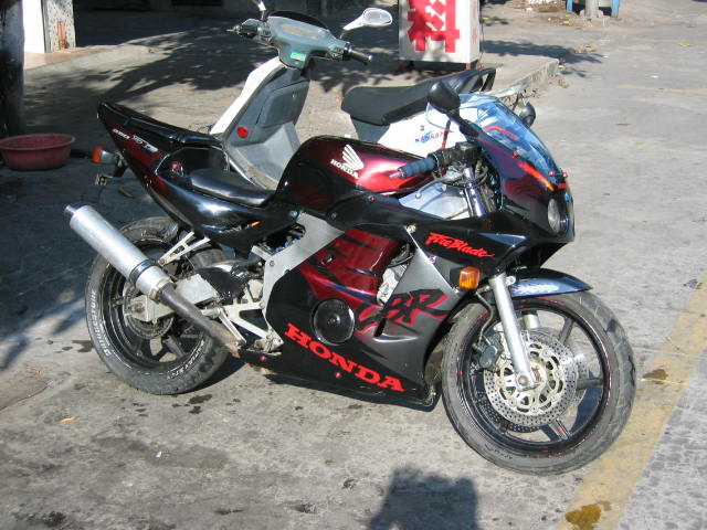 开平代友6500出售改尾CBR22一台