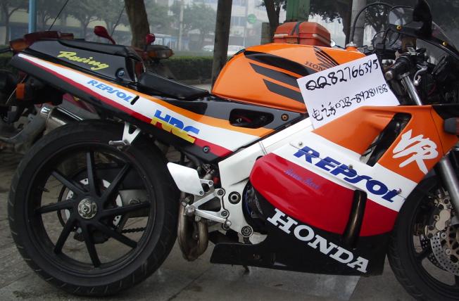 极品VFR-400R/NC30闪亮登台（成都）