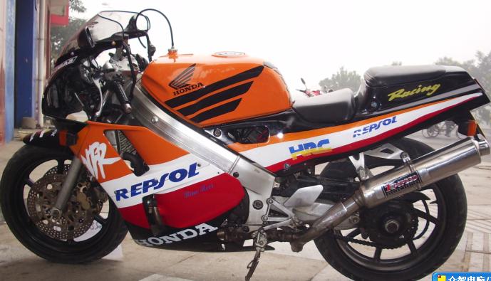 极品VFR-400R/NC30闪亮登台（成都）