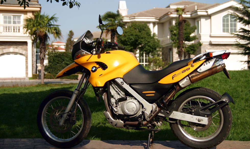 上海5W出02年底的BMW-F650GS