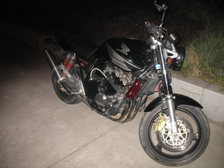 [原创]出售００年ＣＢ４００－－ＶＴＥＣ１