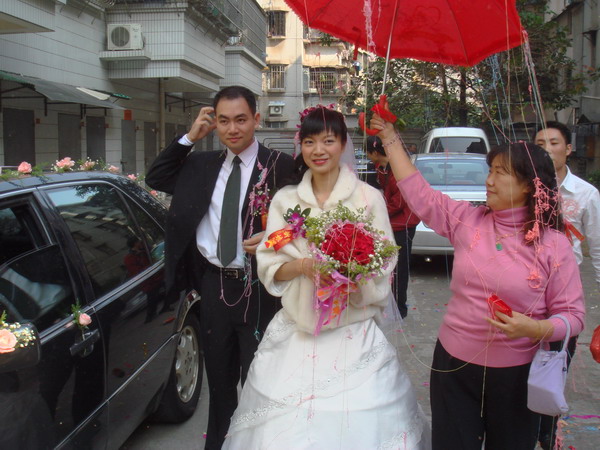 多啦A梦 结婚啦~~