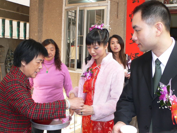 多啦A梦 结婚啦~~
