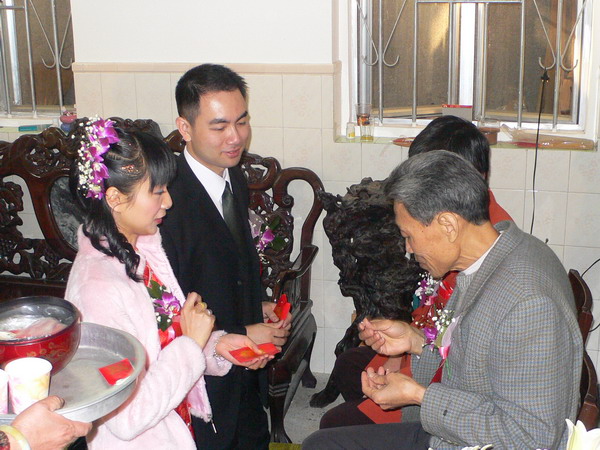 多啦A梦 结婚啦~~