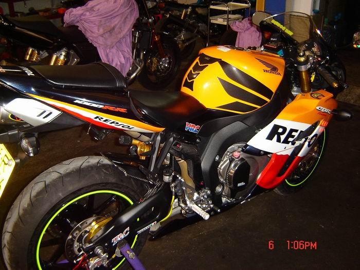 同创05年CBR1000RR又改