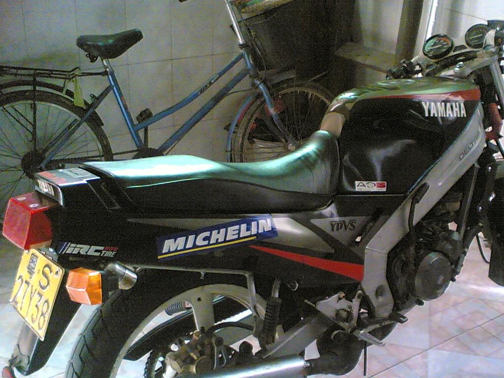 东莞1500元转让T仔 TZR125一台，可小刀
