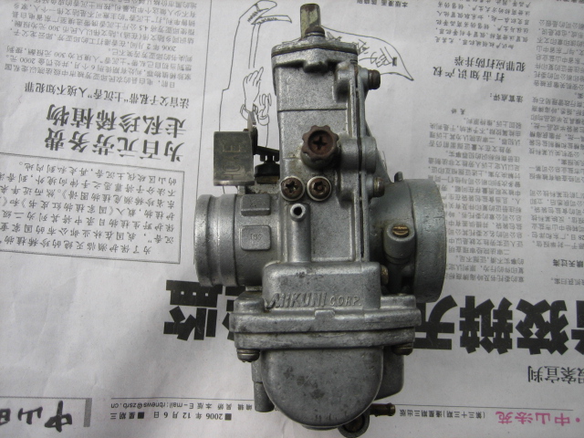 出售一个赛场版闸刀化油器