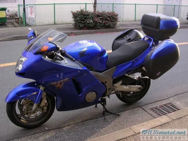 不再受宠  CBR1100XX