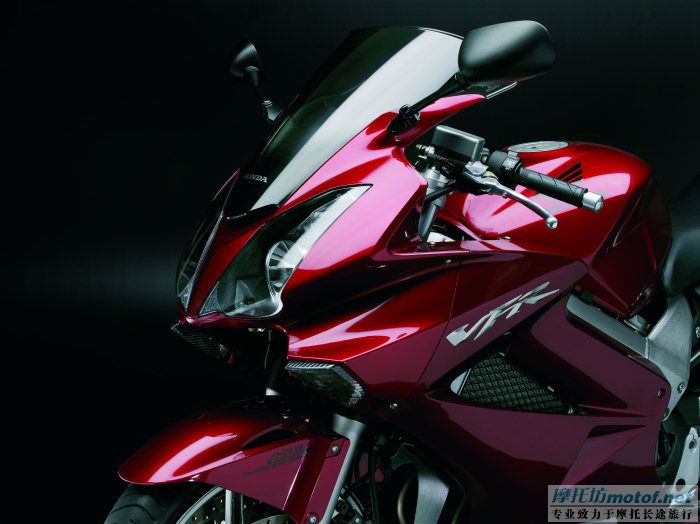 HONDA VFR 800 V-TEC