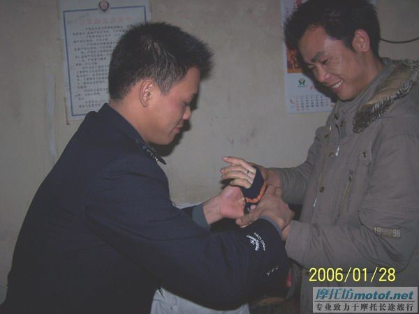 [讨论]各位兄弟开MOTO这么久有无路遇抢劫的事啊？