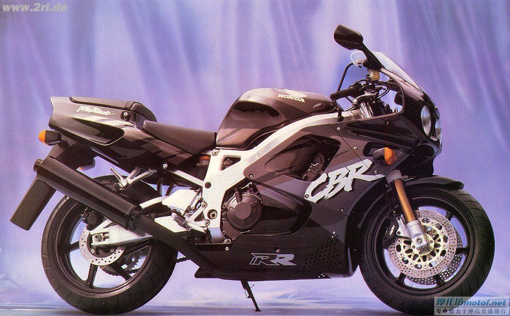 Honda CBR 900 RR Fireblade (1992)
