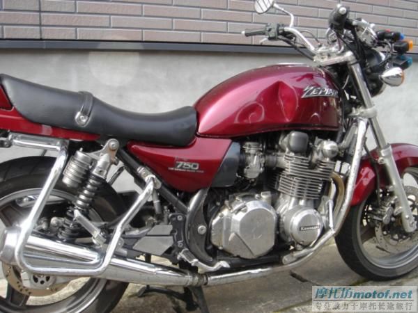 西风750 教练车