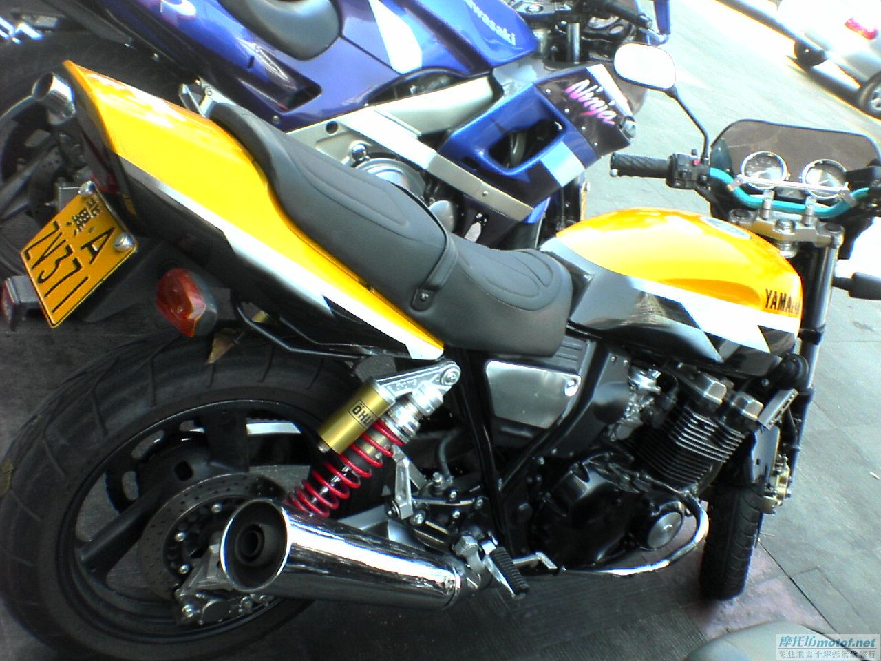 [原创]代友求购CB400/XJR400（价高勿扰）