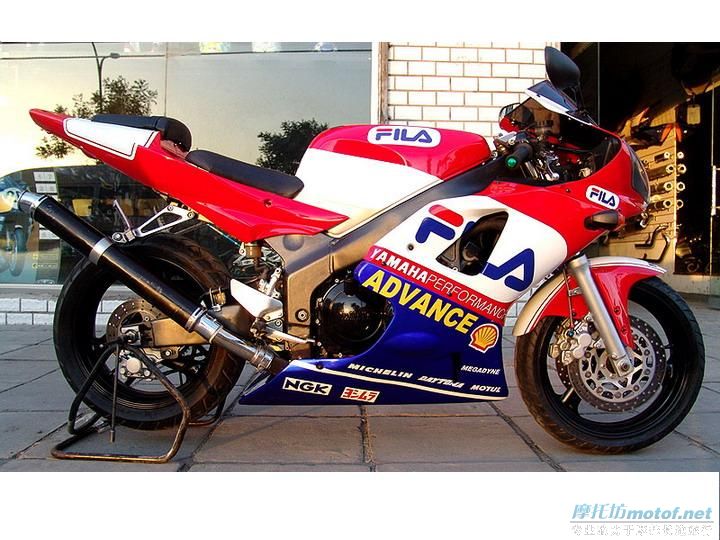 R1
