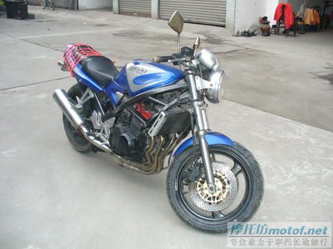 湖北出售SUZUKI 盗匪400 （75A）带VC,6500元