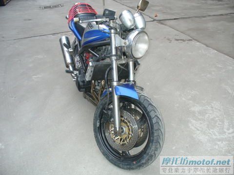 湖北出售SUZUKI 盗匪400 （75A）带VC,6500元