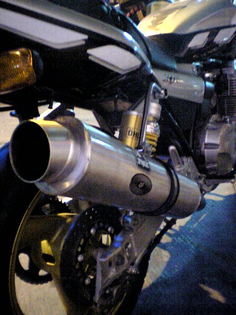 自己看好野来架!!!重料!!!!XJR2000!