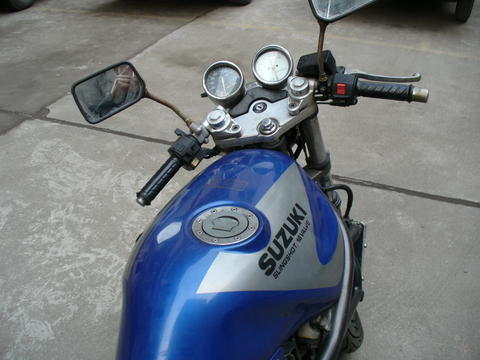 湖北出售SUZUKI 盗匪400 （75A）带VC 6500元