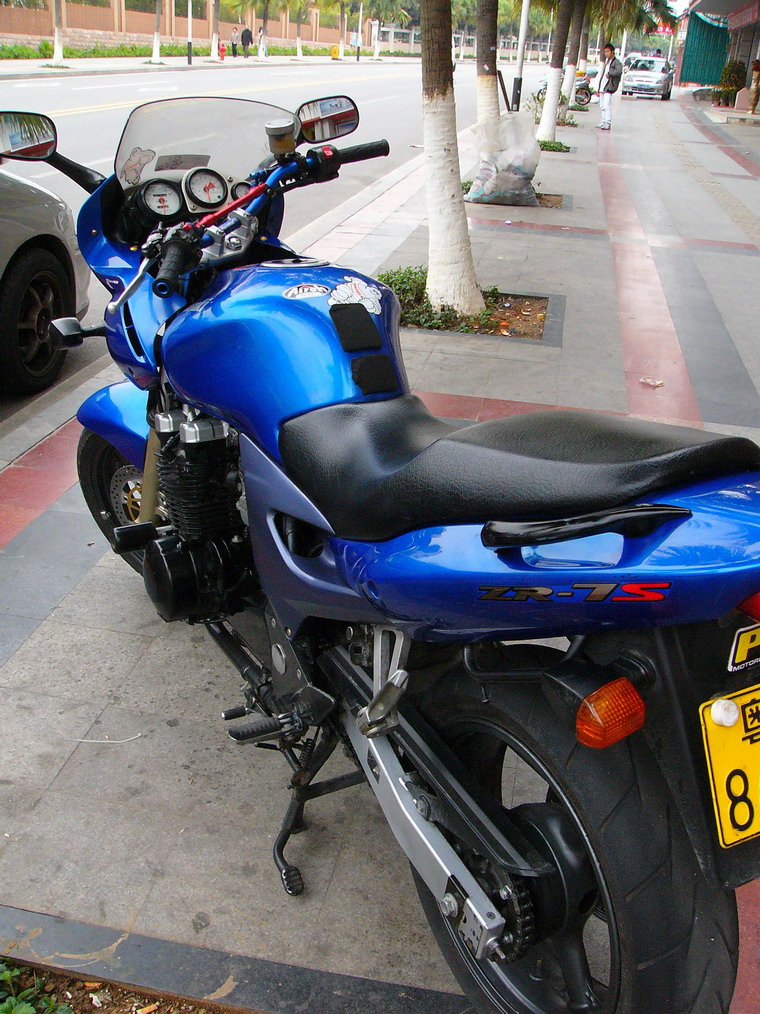 卖一堆车车