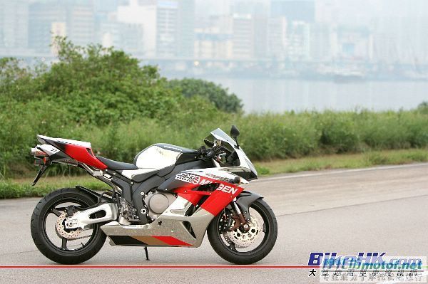 2006  CBR1000R 越来越凶