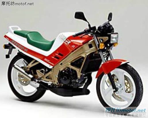 ：一辆本田NSR125水冷跑车(双圆灯,意大利产)，(((百份百全新车!!)))98年产,库存车,有部分部件有
