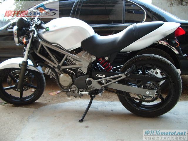 VTR250 ———