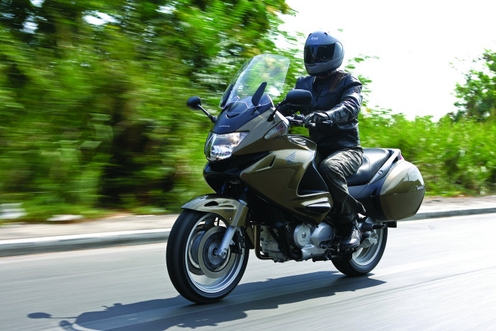 HONDA NT 700 V DEAUVILLE