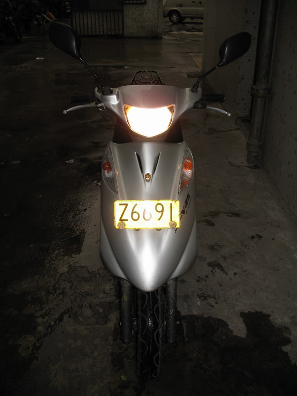05年铃木V125本土版电喷踏板