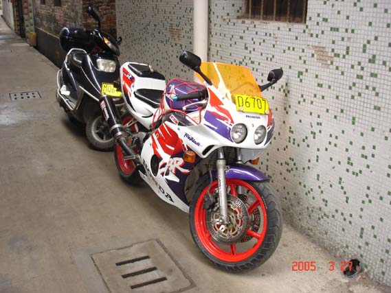 本人诚心诚心诚心求一台CBR22期.!!!!