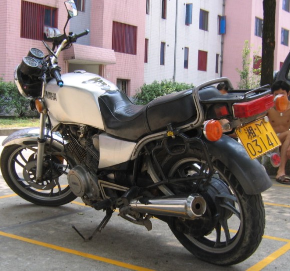 卖台3000元的大排