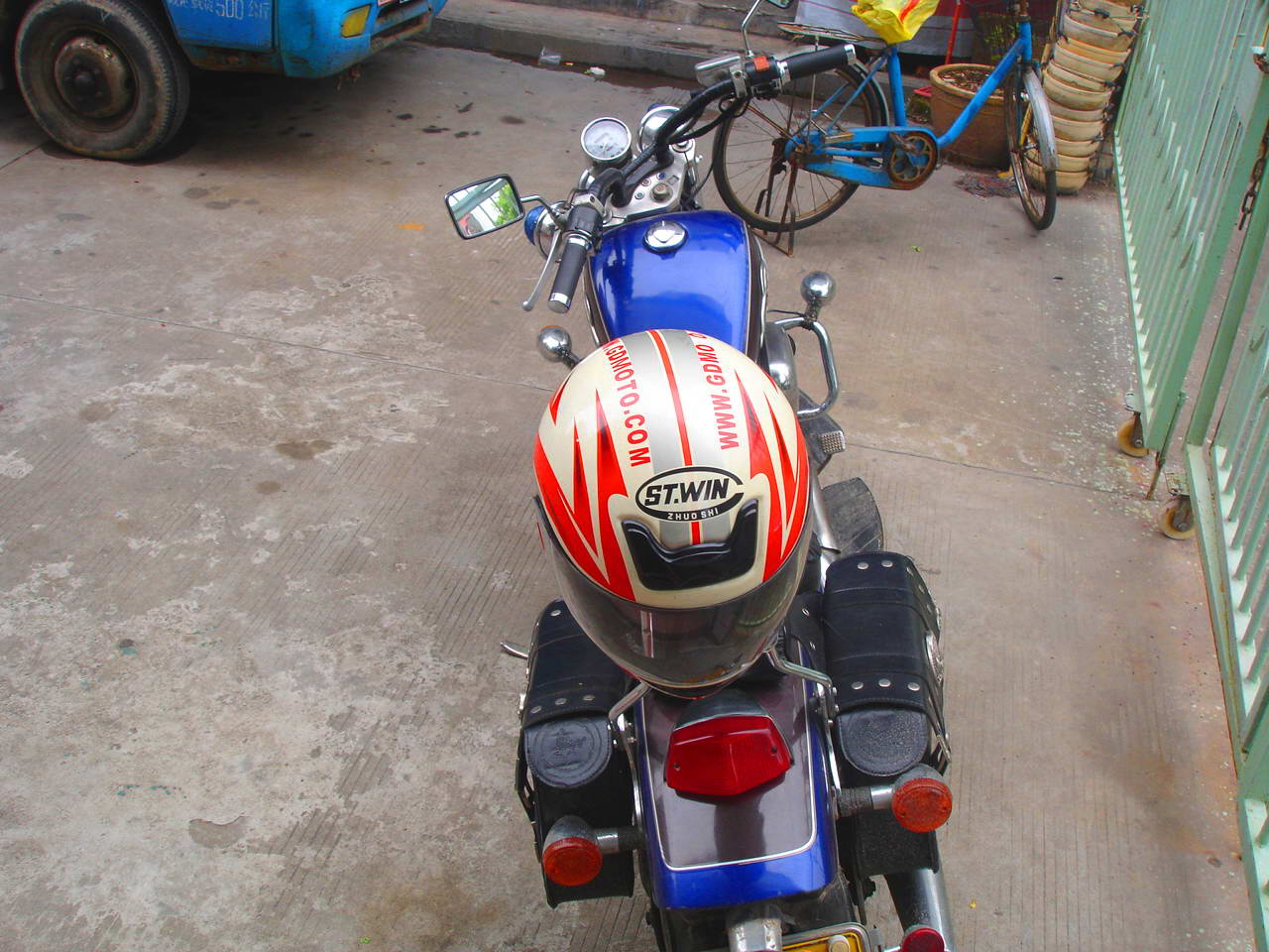 [贴图] 出售:Steed 400CC(熄灯 400)  太子款车