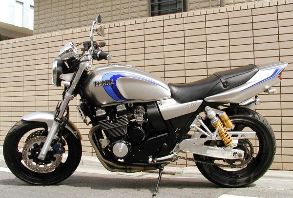 XJR400R-3型  美丽曲线