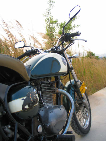 川崎复古BJ250
