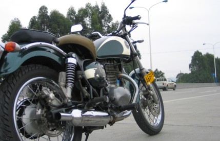 川崎复古BJ250